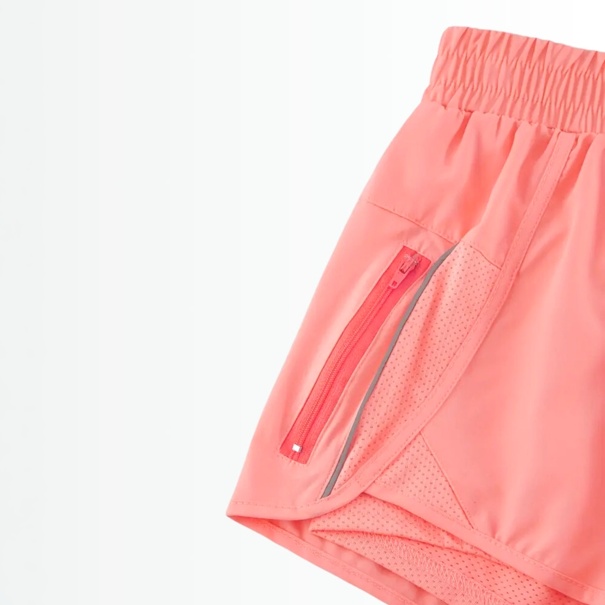 Short Esportivo Feminino MoveFit - Dupla face, Leve, Respirável e com Bolsos de Zíper