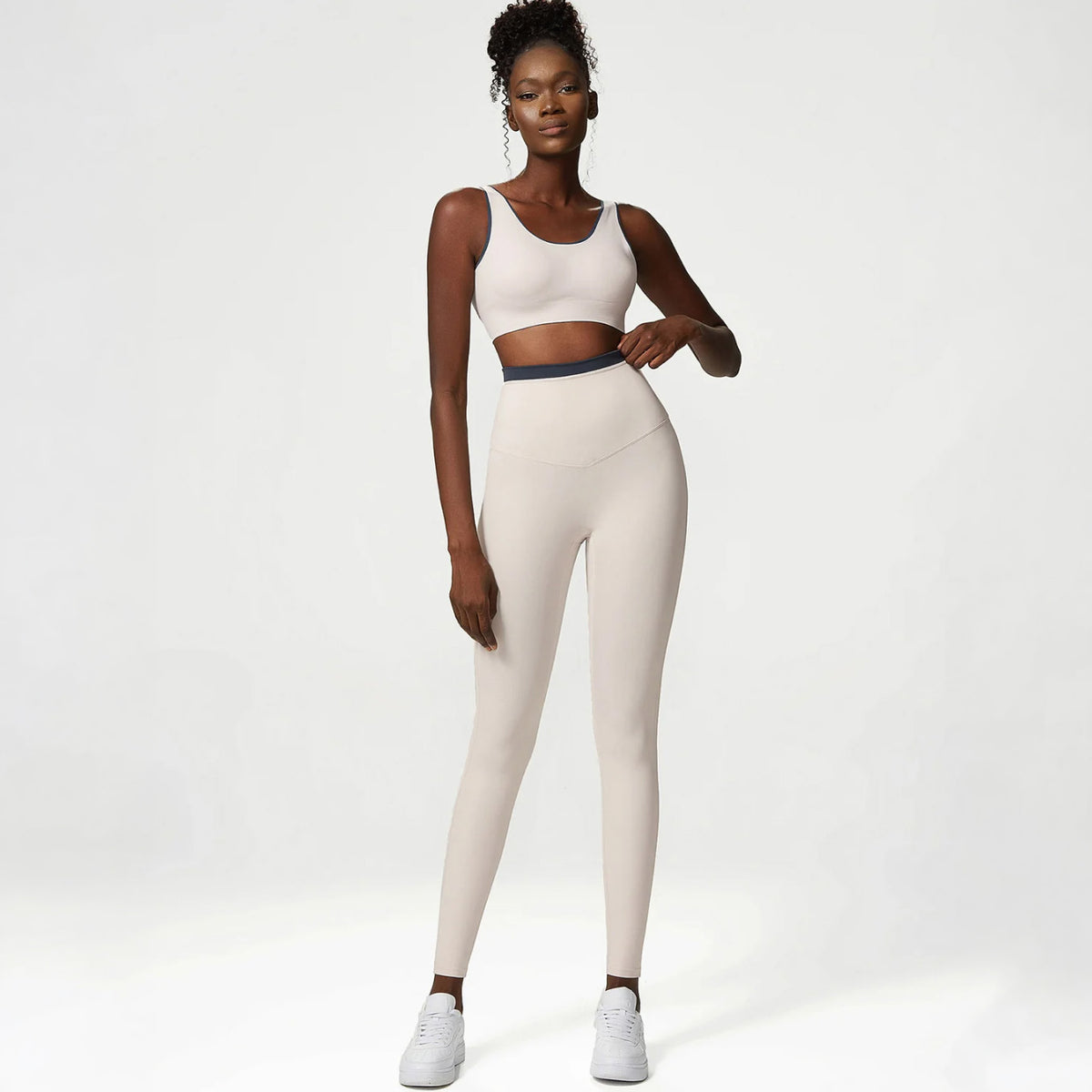 Conjunto Esportivo Feminino GymMax 2 peças – Top de Suporte e Legging de Alta Performance